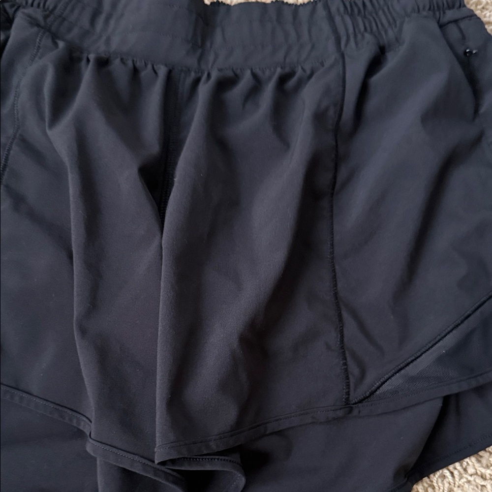 lululemon athletica Black Women's Athletic Layered Shorts - Picture 4 of 4
